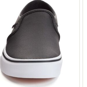 Vans-Woman's Black Slip-On Sneakers